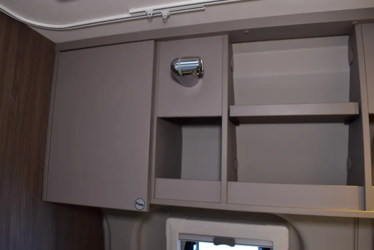 Fahrzeugbild Carado CV 640 Längsbetten, Markise, ab Juni #31