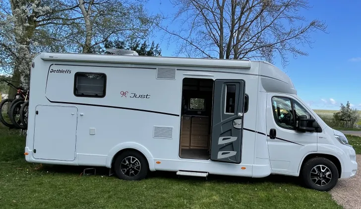 Fahrzeugbild Dethleffs Just 90 T 7052 DBL 48000 km #3