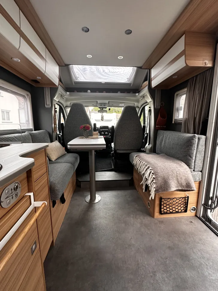 Fahrzeugbild Dethleffs Just 90 T 7052 DBL 48000 km #4