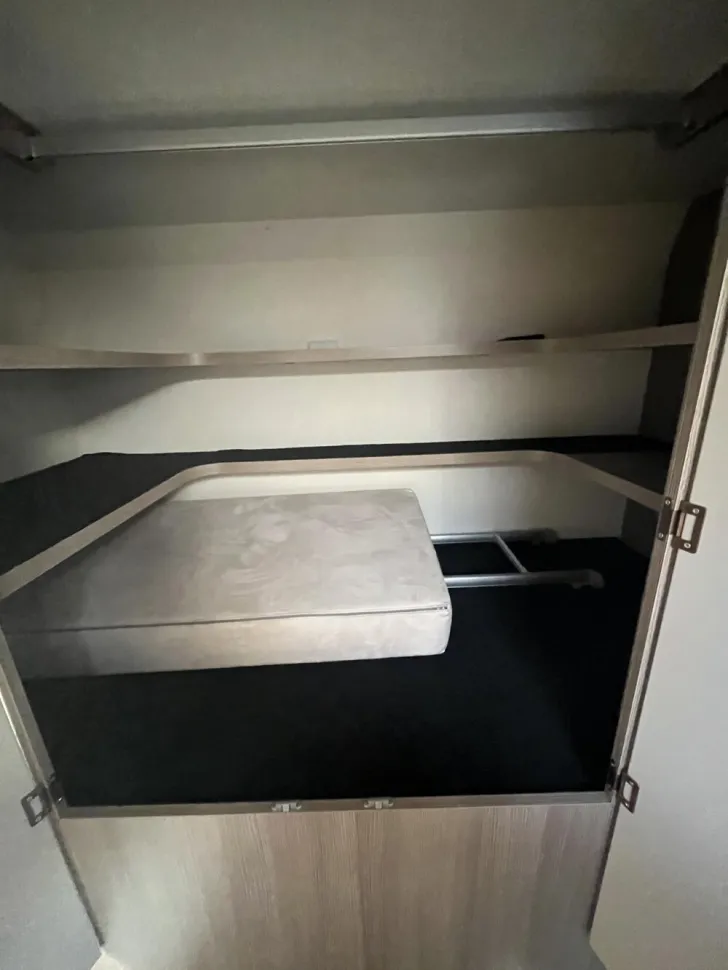 Fahrzeugbild Challenger Genesis 290 SPECIAL EDITION #11