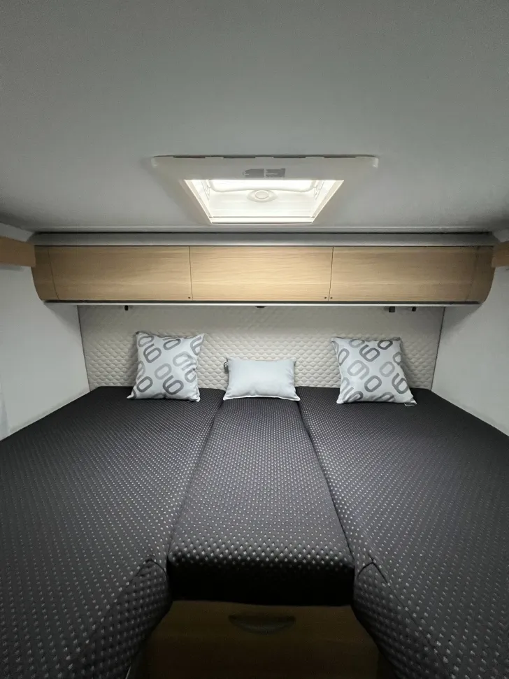 Fahrzeugbild Adria Coral 670 DL 60 Years -- AUTOMATIC -- #35