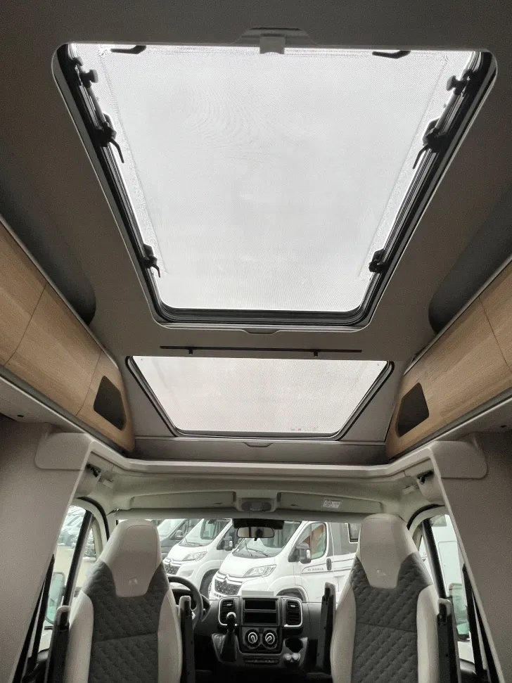 Fahrzeugbild Adria Coral 670 DL 60 Years -- AUTOMATIC -- #40