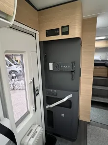 Fahrzeugbild Adria Coral 670 DL 60 Years -- AUTOMATIC -- #41