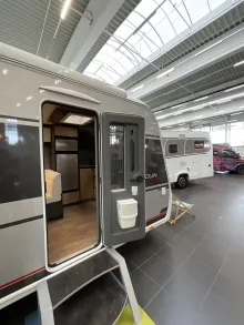 Fahrzeugbild Dethleffs Beduin Scandinavia 690 BQT 8.600 EUR Vorteil! #3