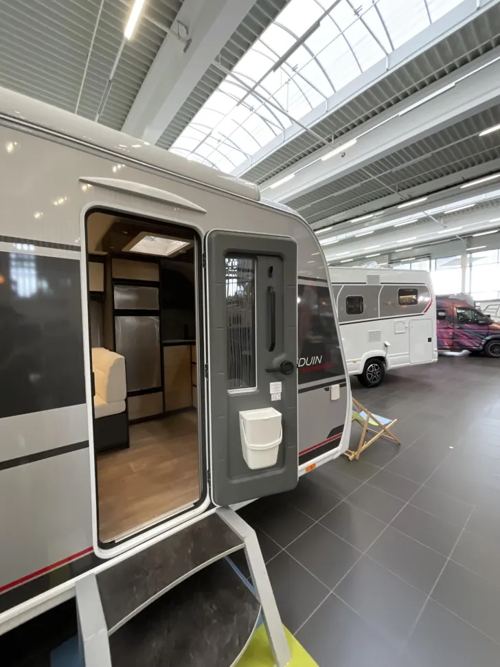 Fahrzeugbild Dethleffs Beduin Scandinavia 690 BQT 8.600 EUR Vorteil! #3
