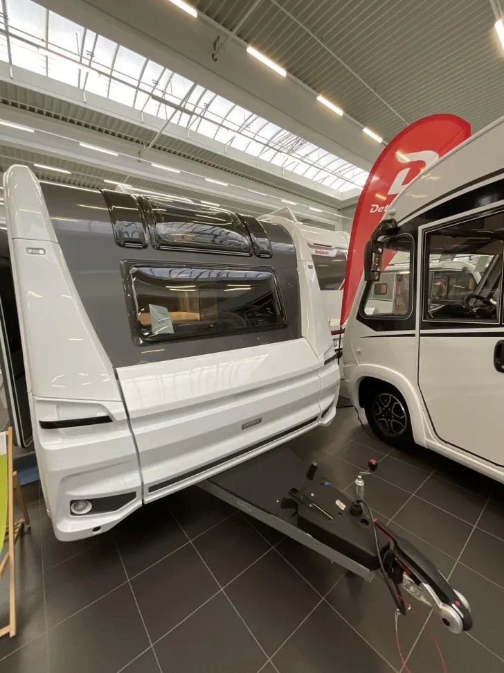 Fahrzeugbild Dethleffs Beduin Scandinavia 690 BQT 8.600 EUR Vorteil! #5