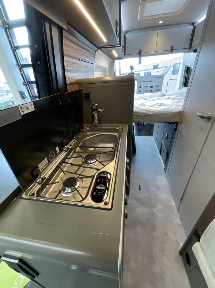 Fahrzeugbild Hymer Grand Canyon S CrossOver 600 #8