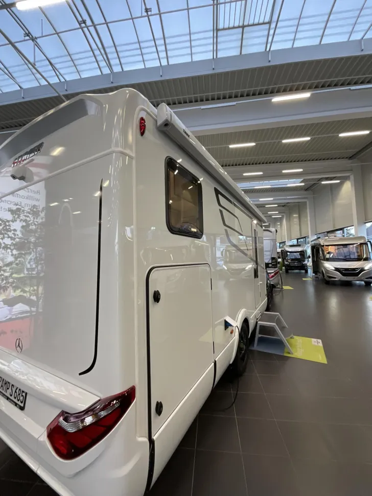 Fahrzeugbild Hymer Tramp S 685 Dieselheizung, Winterpaket, Hubbett #5