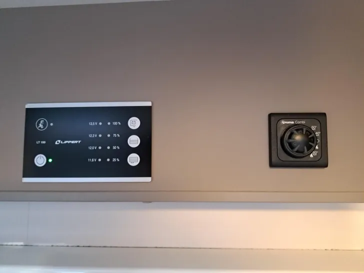 Fahrzeugbild Carado T 448 Pro+ Automatik, Solar, TV, LTE, Backofen #11