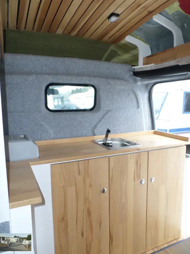 Fahrzeugbild Ford Transit Custom L2 - H2 - 2,0 l Diesel VK 15 -Yachtausbau! der Hammer #7