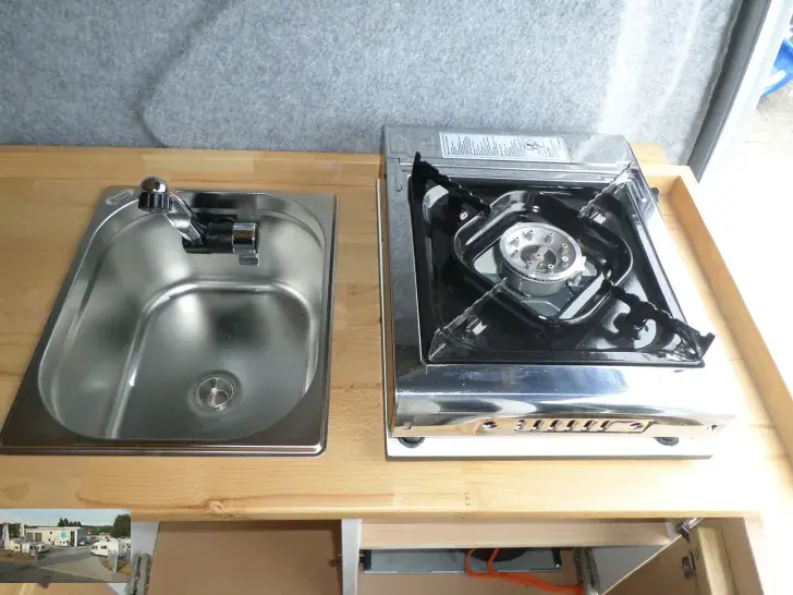 Fahrzeugbild Ford Transit Custom L2 - H2 - 2,0 l Diesel VK 15 -Yachtausbau! der Hammer #9