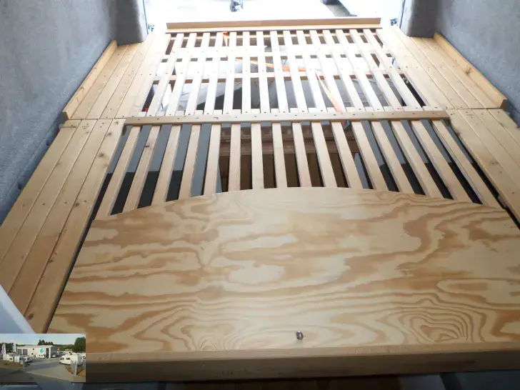 Fahrzeugbild Ford Transit Custom L2 - H2 - 2,0 l Diesel VK 15 -Yachtausbau! der Hammer #21