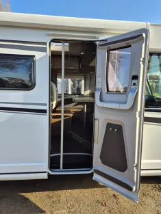 Bild 7 Knaus L!VE / LIVE I 650 MEG *Betterw.*Liner-Sitze*DAB*