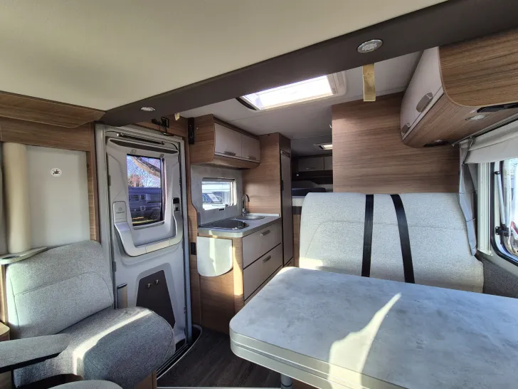 Fahrzeugbild Knaus L!VE / LIVE I 650 MEG *Betterw.*Liner-Sitze*DAB* #13