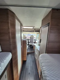 Bild 28 Knaus L!VE / LIVE I 650 MEG *Betterw.*Liner-Sitze*DAB*