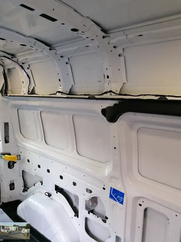 Fahrzeugbild Ford Transit Custom L2 - H2 - 2,0 l Diesel VK 15 -Yachtausbau! der Hammer #38