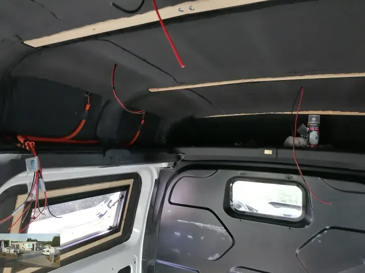 Fahrzeugbild Ford Transit Custom L2 - H2 - 2,0 l Diesel VK 15 -Yachtausbau! der Hammer #53