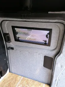 Fahrzeugbild Ford Transit Custom L2 - H2 - 2,0 l Diesel VK 15 -Yachtausbau! der Hammer #60