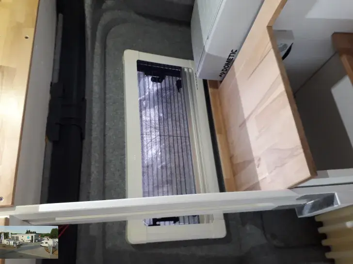 Fahrzeugbild Ford Transit Custom L2 - H2 - 2,0 l Diesel VK 15 -Yachtausbau! der Hammer #90