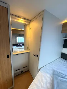 Fahrzeugbild Bürstner B66 465 TS DUSCHE|4 PERSONEN|AUFLASTUNG|GFK-DACH #17