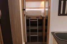 Fahrzeugbild Bürstner T 727 G AT9G+Ex Mieter+Hubbett+TV+SAT&Solar #24