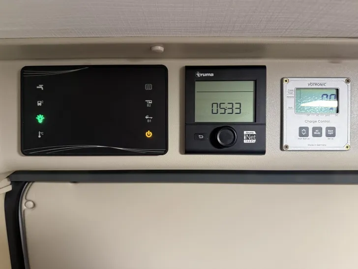 Fahrzeugbild Forster Livin Up 599 HB SOLAR WECHSELR. LITHIUM BOOSTER #18