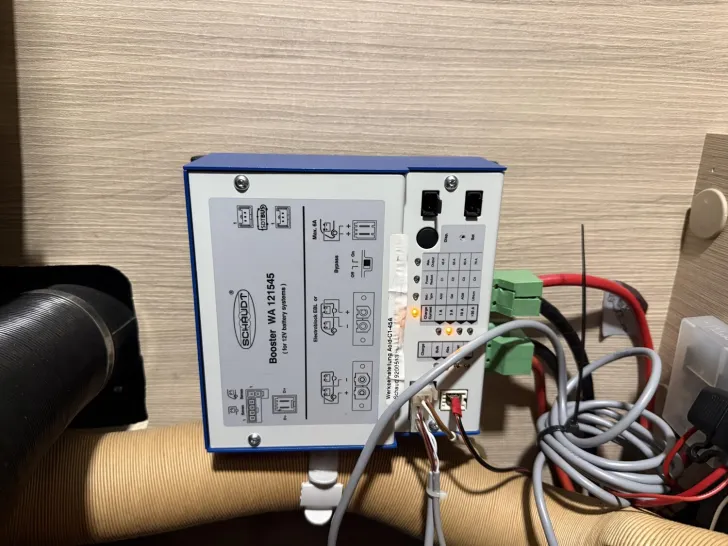 Fahrzeugbild Forster Livin Up 599 HB SOLAR WECHSELR. LITHIUM BOOSTER #22