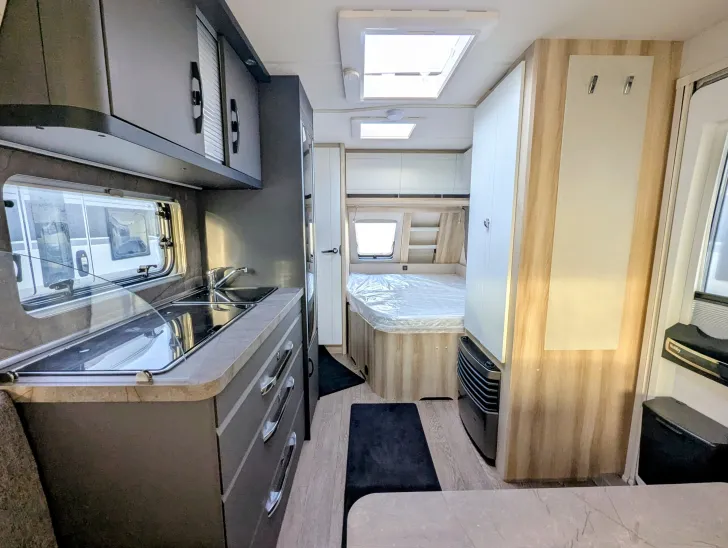 Fahrzeugbild Hobby De Luxe 460 UFe IC-Line #6