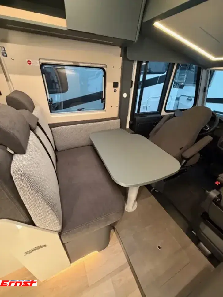 Fahrzeugbild Laika Kosmo H 1319 #8