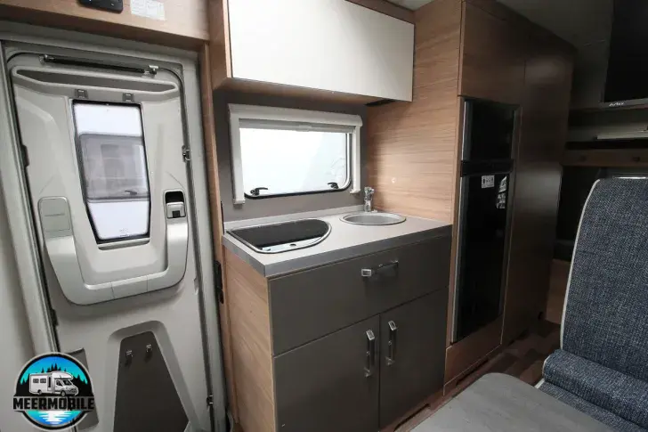 Fahrzeugbild Weinsberg CaraHome 600 DKG Auflastung auf 3.650 kg #10