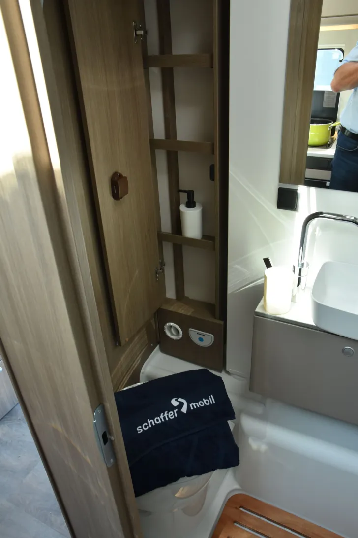 Fahrzeugbild Carado T448 pro+ 180 PS | Automatik | 5. Sitzpl. #21