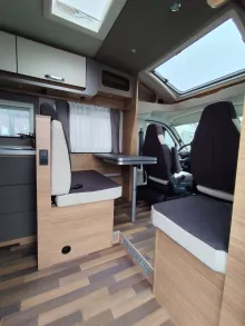 Fahrzeugbild Weinsberg CaraSuite 700 MEG #6