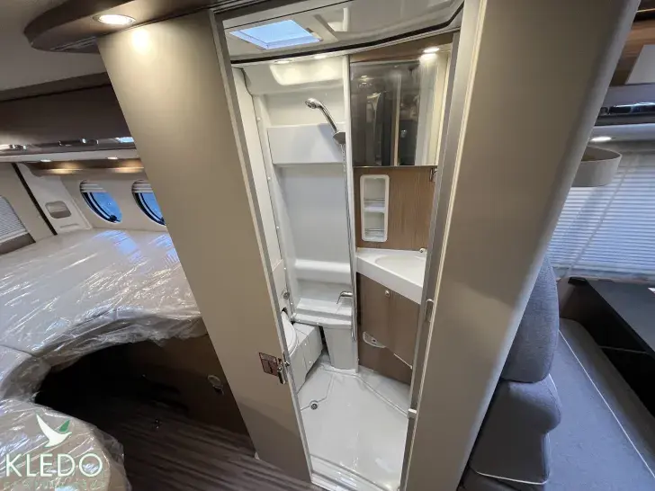 Fahrzeugbild Malibu Van Comfort 640 LE Hausmesse Kledo Aktion #28