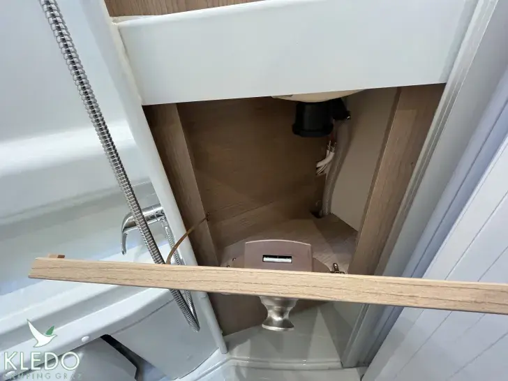 Fahrzeugbild Malibu Van Comfort 640 LE Hausmesse Kledo Aktion #31