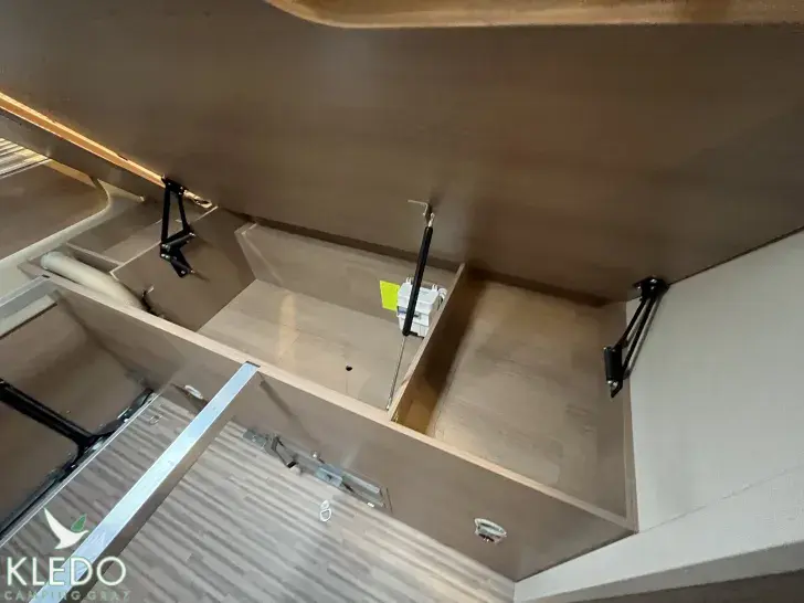 Fahrzeugbild Malibu Van Comfort 640 LE Hausmesse Kledo Aktion #42