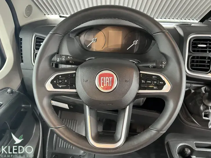 Fahrzeugbild Malibu Van Comfort 640 LE Hausmesse Kledo Aktion #50