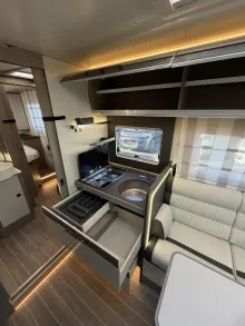 Fahrzeugbild Roller Team Zefiro Power Edition 266 P 400W Solar Lithium TV #14