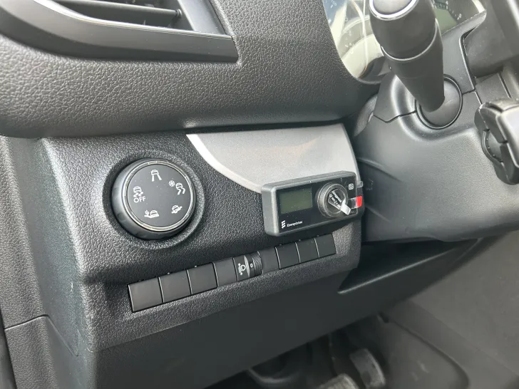 Fahrzeugbild Pössl Vanster Pro 177 PS, Autom., Navi, AHK, Xenon #12