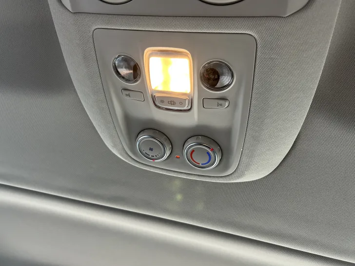 Fahrzeugbild Pössl Vanster Pro 177 PS, Autom., Navi, AHK, Xenon #15