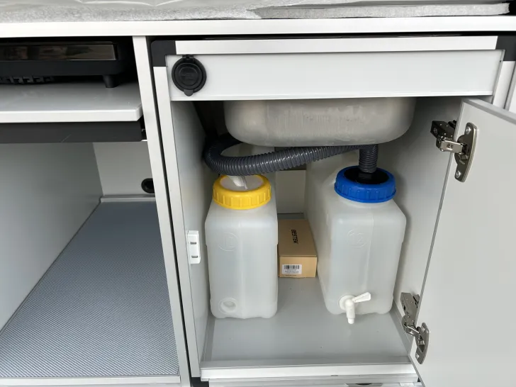 Fahrzeugbild Pössl Vanster Pro 177 PS, Autom., Navi, AHK, Xenon #19