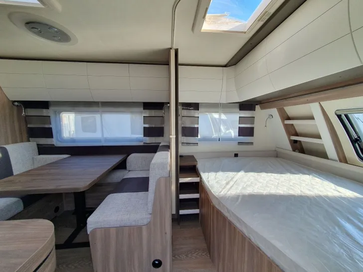 Fahrzeugbild Hobby Excellent Edition 545 KMF 2.000 kg TV-Halterung! #10