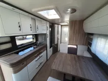 Fahrzeugbild Hobby Excellent Edition 545 KMF 2.000 kg TV-Halterung! #23