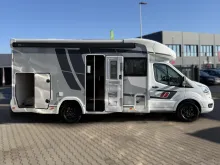 Fahrzeugbild Challenger Teilintegriert Graphite Edition 260 Drive Arctic #8