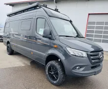 Schräg Vorne Adria Supertwin 700 SGX WS beh. * AHK * LED * 26