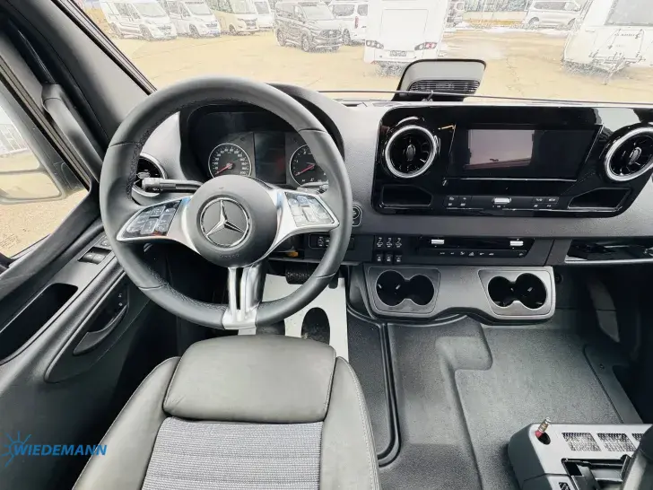 Fahrerhaus Adria Supertwin 700 SGX WS beh. * AHK * LED * 26