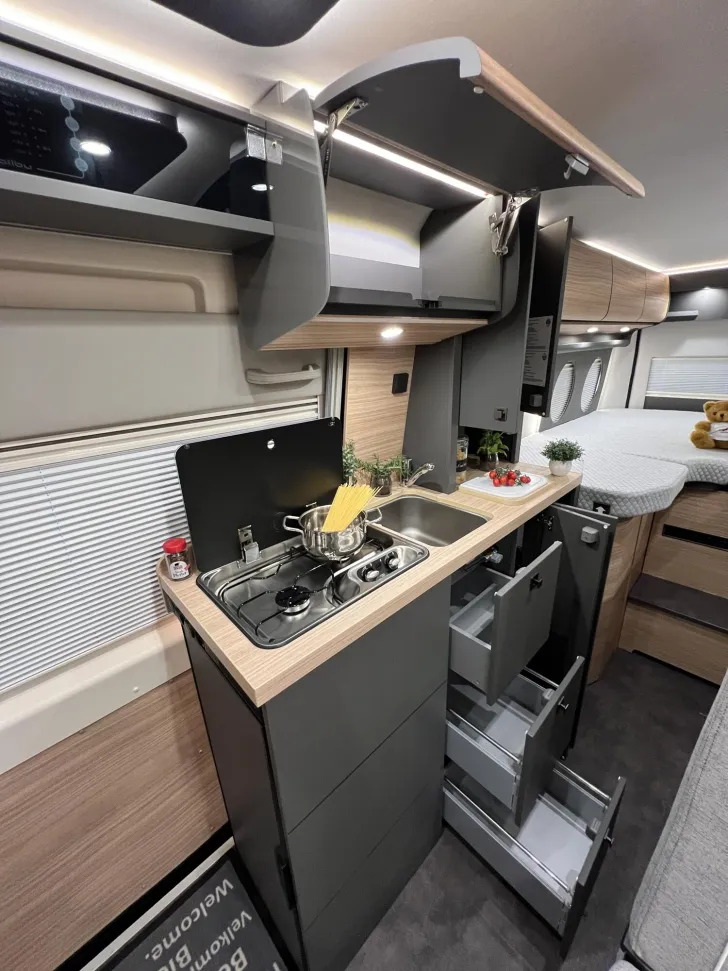Fahrzeugbild Malibu Van first class - two rooms GT skyview 640 LE RB Fiat (726) #20