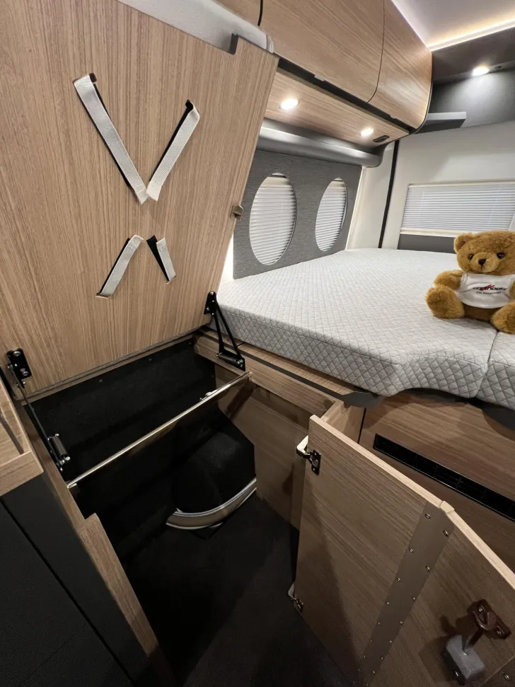 Fahrzeugbild Malibu Van first class - two rooms GT skyview 640 LE RB Fiat (726) #26