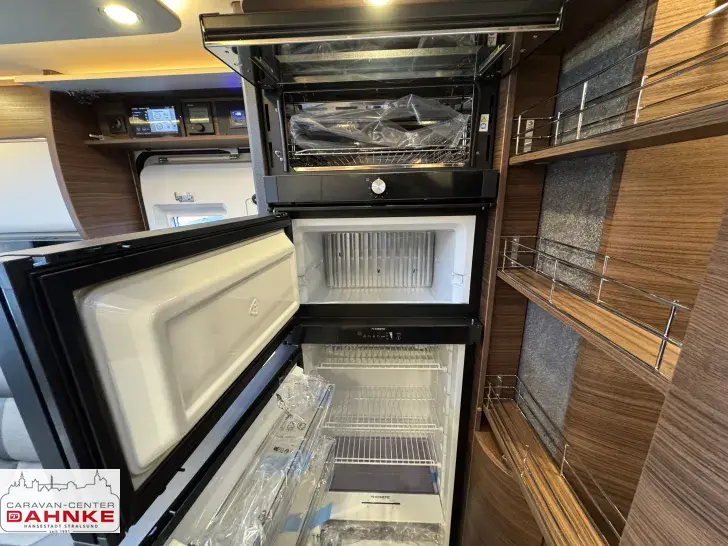 Fahrzeugbild Carthago chic c-line I 4.9 LE L ! Ohne Hubbett ! Markise #17