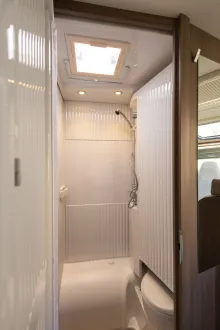 Fahrzeugbild Carado VAN V337 Pro #20