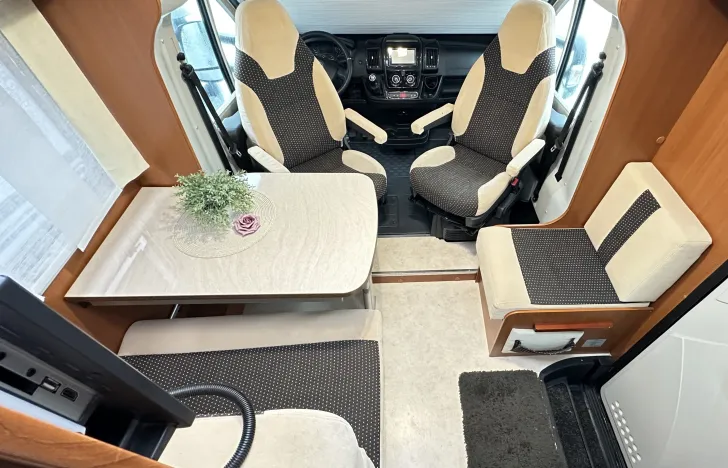 Fahrzeugbild Miller Toronto 690 Wechselrichter #14